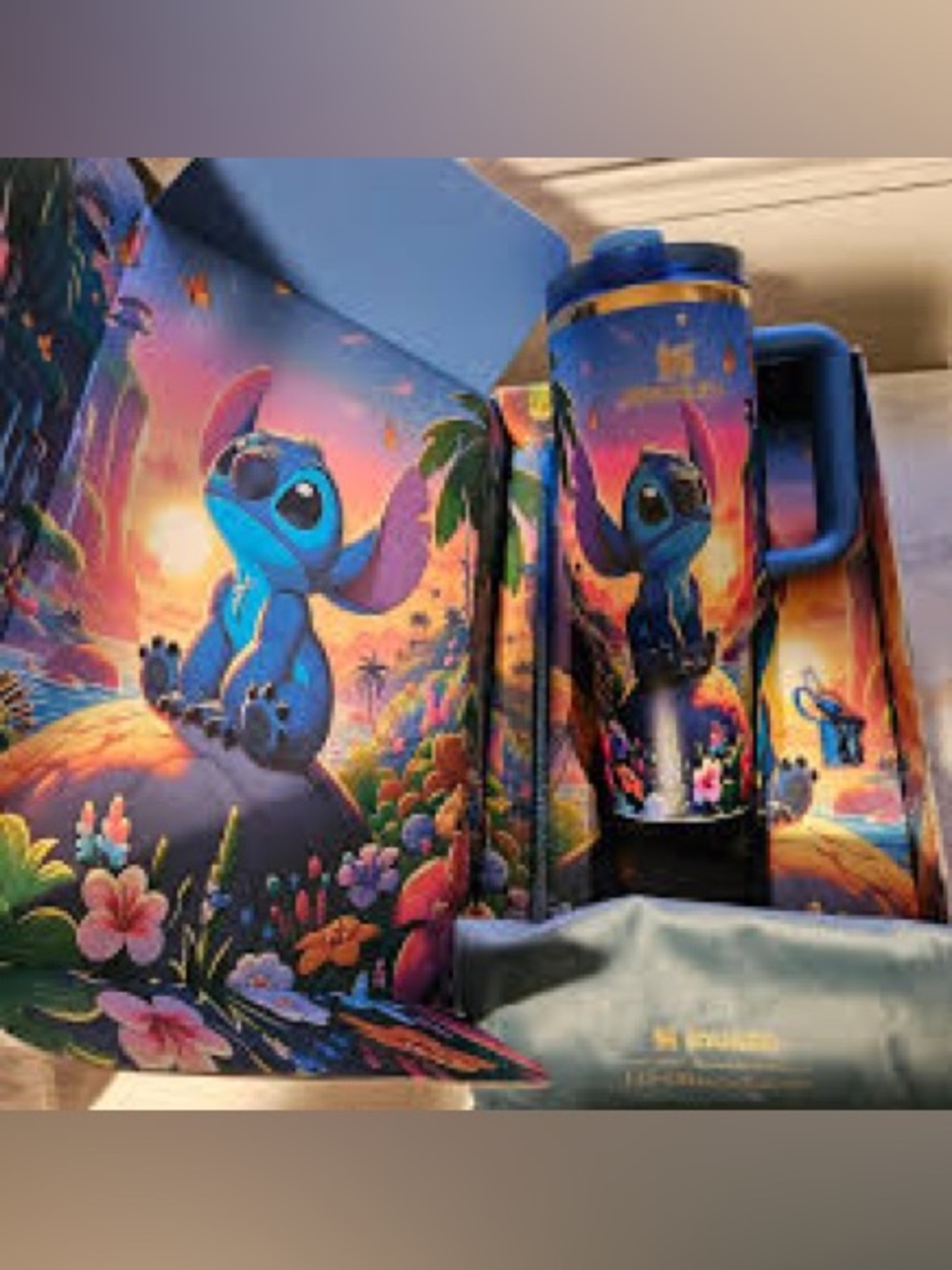 🆕 STANLEY 40 oz. Lilo & Stitch Tumbler black rare nwt box flowstate gift box - Picture 2 of 5
